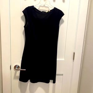 Gap, size 6 black dress